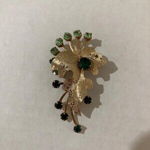 Vintage Leaf Brooch Pin With Green Rhinestones Gold-Tone Metal Floral Design